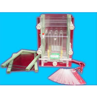 雙板夾心式垂直電泳槽